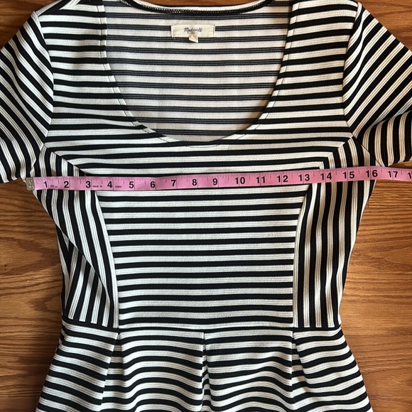 Madewell Black and White Stripe Scoop Neck Fit & Flare Short Sleeve Dress Size 6 - Picture 9 of 14